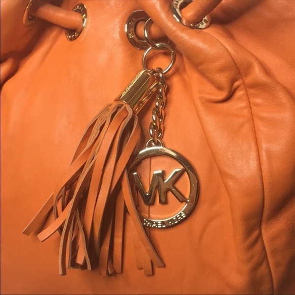 MICHAEL MICHAEL Kors Astor in Orange 🍊 - Picture 4 of 8